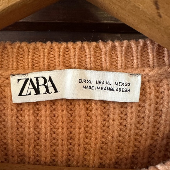 ZARA women’s slightly cropped sweater - Picture 4 of 5